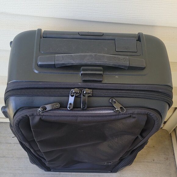 G-RO Smart Carry-On Bag 22" 2-Wheel Luggage + Battery Pack ALL BACK - Picture 2 of 16